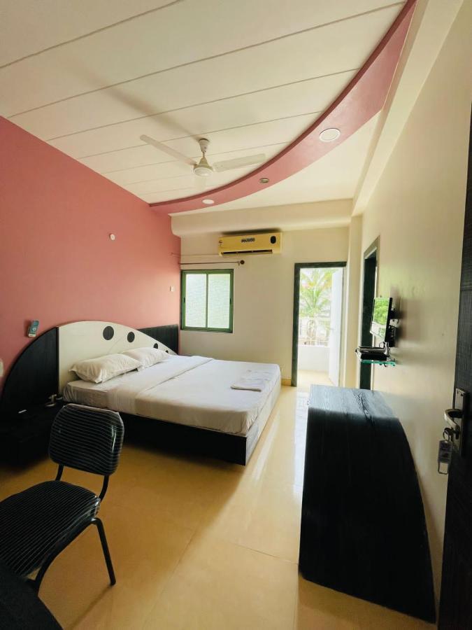 Hotel Holiday Pride Αουρανγκαμπάντ Εξωτερικό φωτογραφία